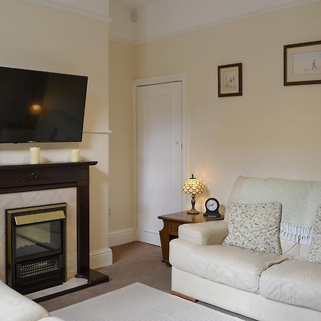 Mollys Place Filey Esterno foto